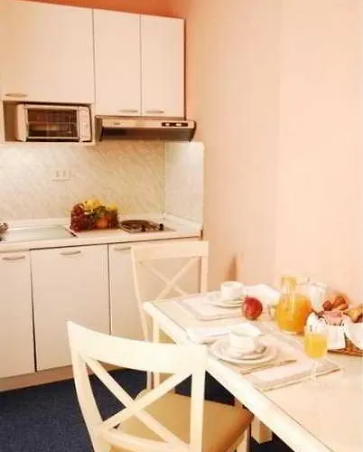Aparthotel Adagio Vatican 4*